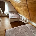 Apartman Jako U Babicky Tisá